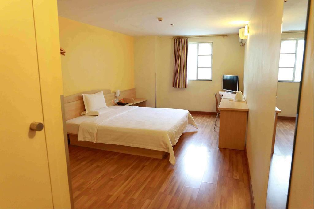 7Days Inn Shenyang Sanhao Street Liaozhan Room photo